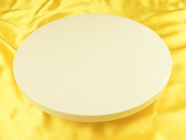 Turning plate flat