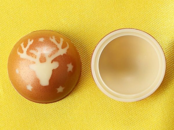 1 sheet half-shell of white Deer, 40 pieces