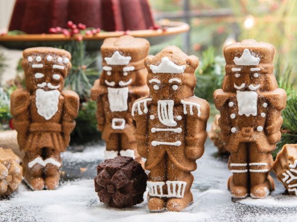 Nordic Ware Backform Nußknacker Sweets Cakelet