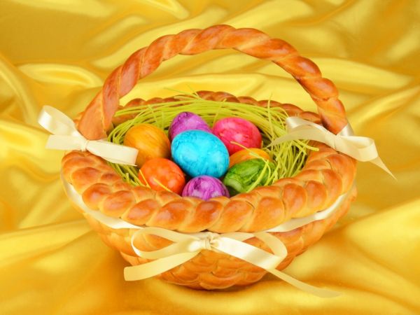 Osterkorb Set mit Hefeteig