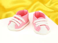 Baby shoes pink sugar