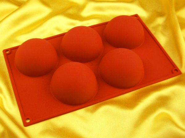 Silikonform klein Halbkugel 80mm