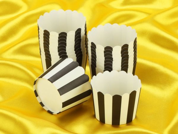 Cupcake cup small black-white 20 pieces