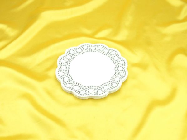 Paper lace doilies circular white 20cm 100 pieces