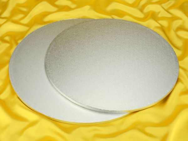Cake Board circular 46cm silver