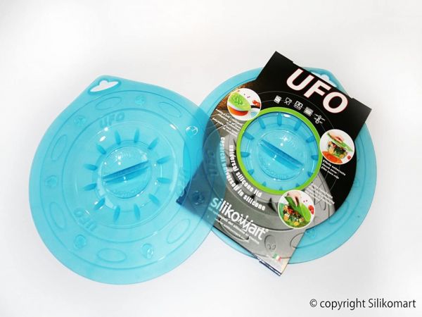 Universal lid made of food safe silicone Ø25 cm blue transparente