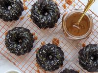 Nordic Ware Backform Swirl Bundlette