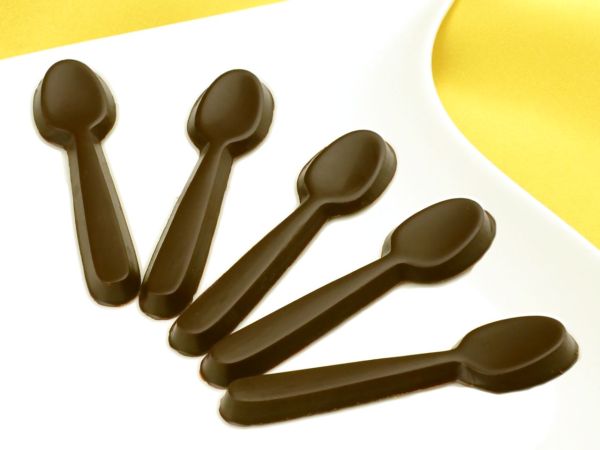 Chocolate mould spoon