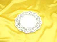 Paper lace doilies circular white 24cm 100 pieces